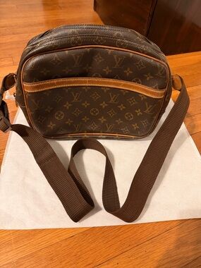 Louis Vuitton vintage  Monogram Canvas Nile crossbody Bag with Tan Trim